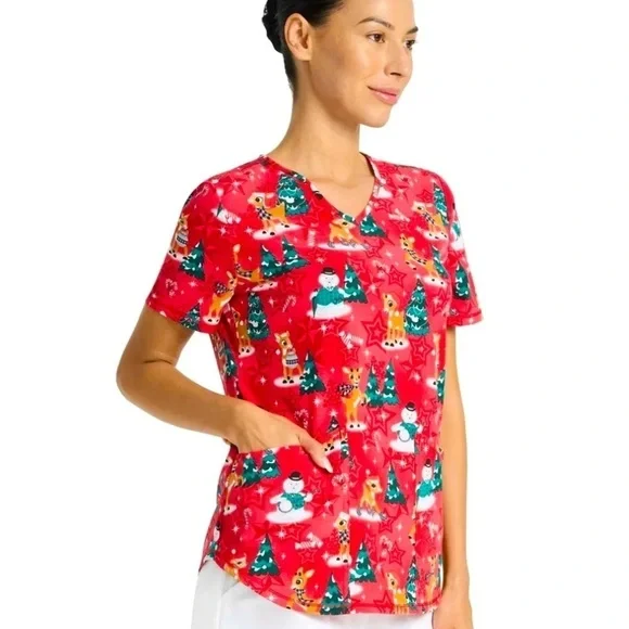 Rudolph Christmas Women’s V-Neck Medium 2 Pockets Multi Colored Scrub Top NWT - Picture 2 of 10